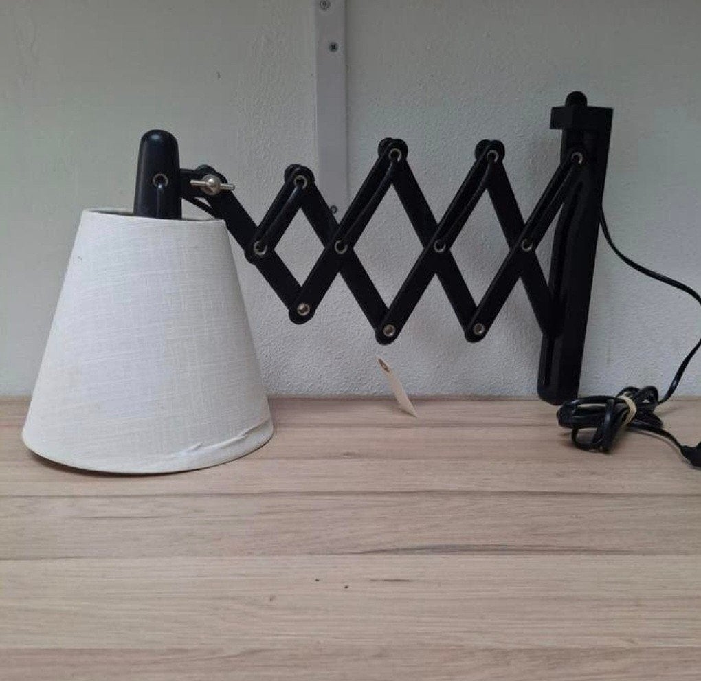 Zwarte Sakselamp,  schaarlamp. Le Klint stijl., Ophalen of Verzenden