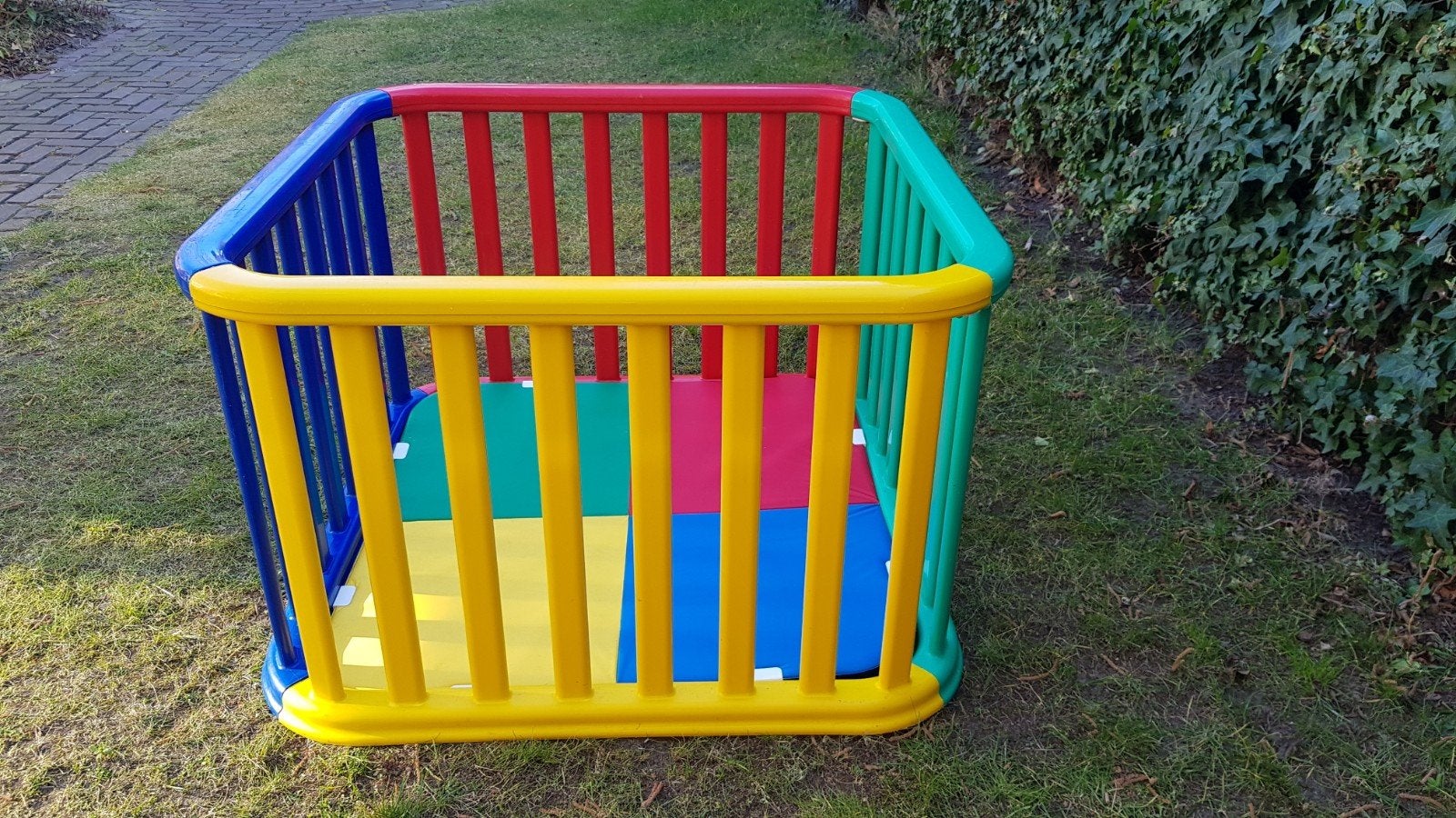 Box -Speelplek Area Giochi Plebani (binnen-buiten), Kinderen en Baby's, Ophalen, Gebruikt, Rechthoekig