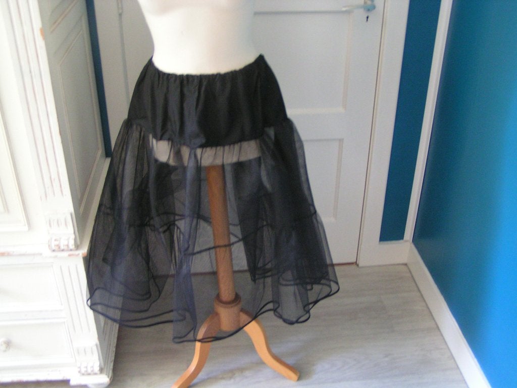 Prachtige Nieuwe Tule-Petticoat Rok maat m -40-42, Kleding | Dames, Maat 38/40 (M), Zwart, Nieuw, Ophalen of Verzenden