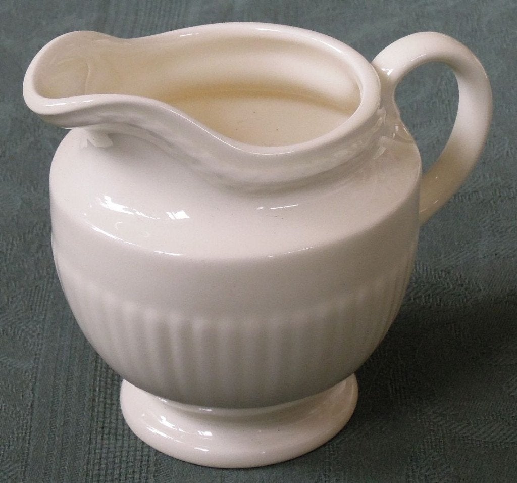 Nr J286: Wedgwood Edme melkkannetje, Wedgwood, Klassiek, Overige typen, Ophalen of Verzenden