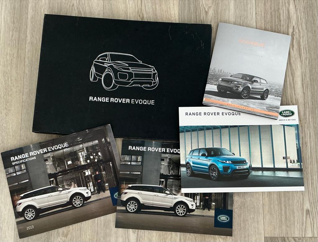 Range Rover Evoque Brochures & persmap, Boeken, Ophalen of Verzenden, Gelezen, Overige merken