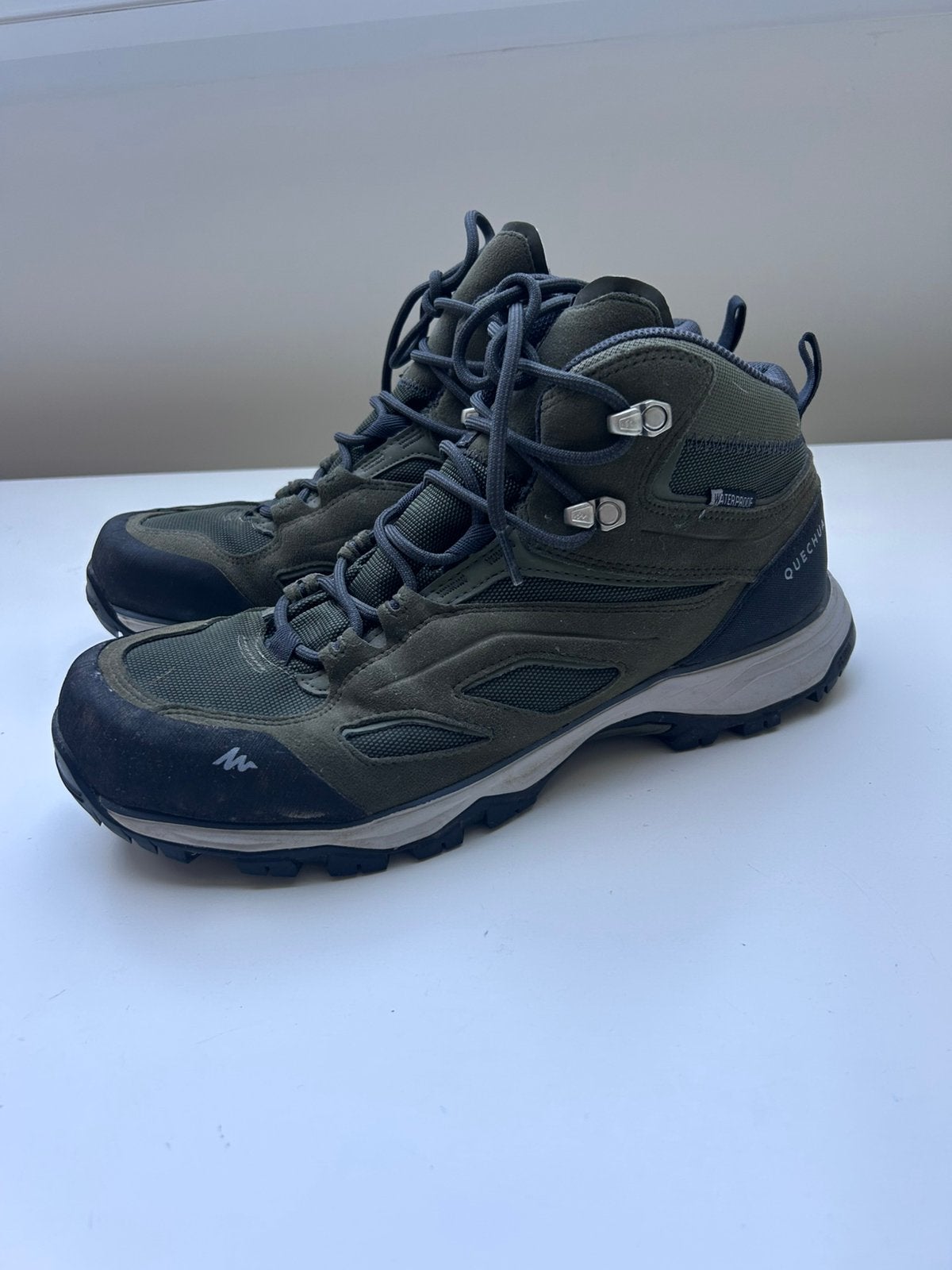 Quecha Wandelschoenen waterdicht maat 42, Ophalen of Verzenden, Zo goed als nieuw, Schoenen