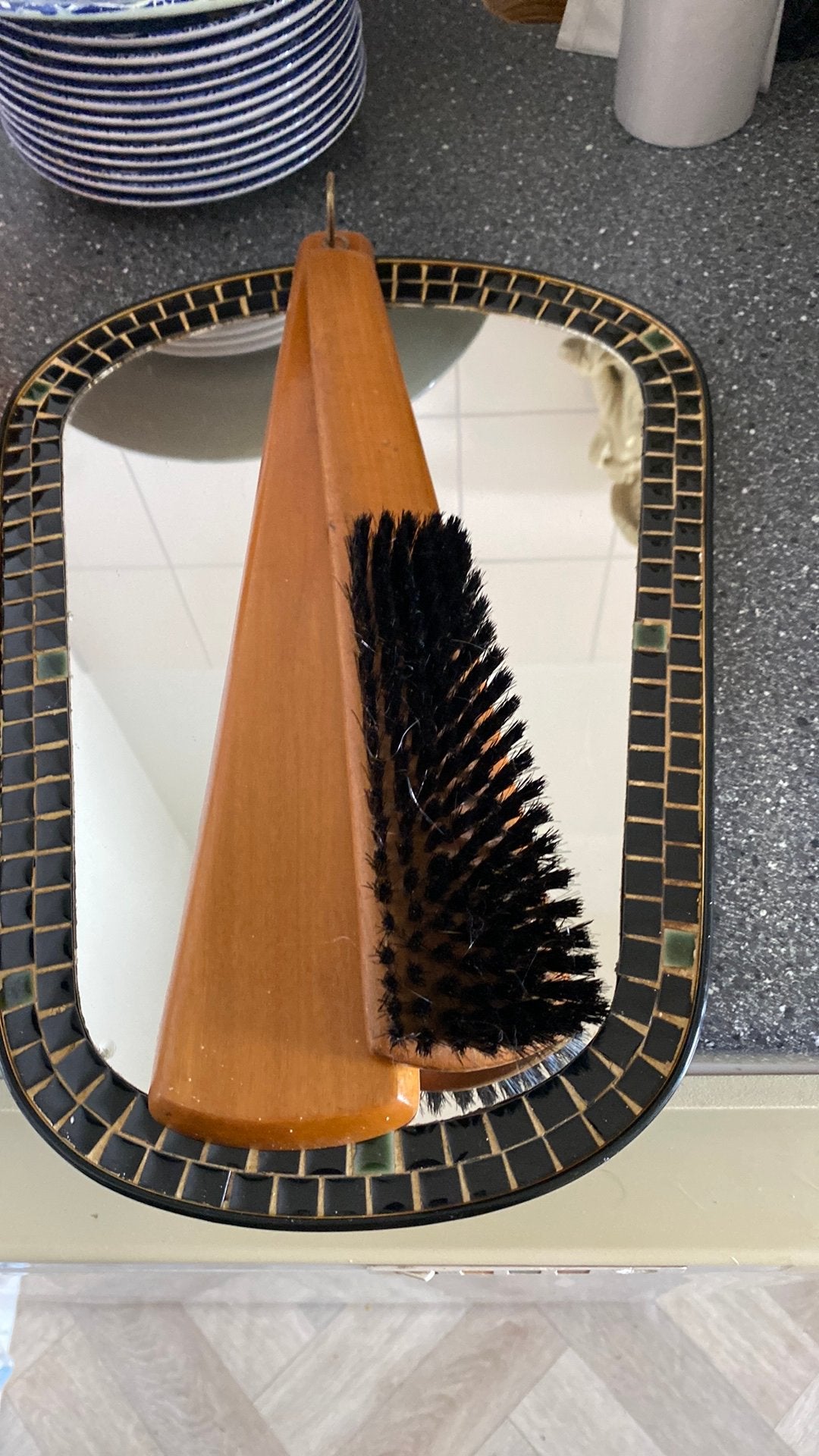 Vintage Halspiegel Mozaïek Rand Kledingborstel- Mid-Century, Huis en Inrichting, Minder dan 50 cm, Gebruikt, Ophalen of Verzenden