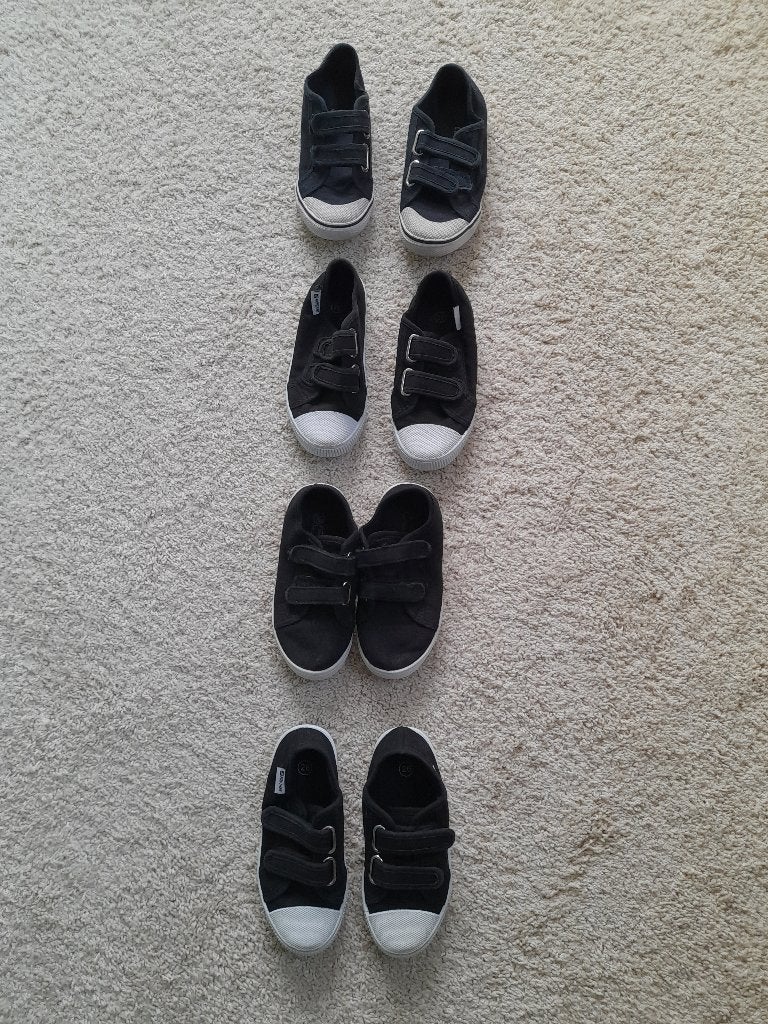 Gym schoenen zwart maat 26 – 27- 28 -31, Kinderen en Baby's, Kinderkleding | Schoenen en Sokken, Ophalen of Verzenden, Gebruikt
