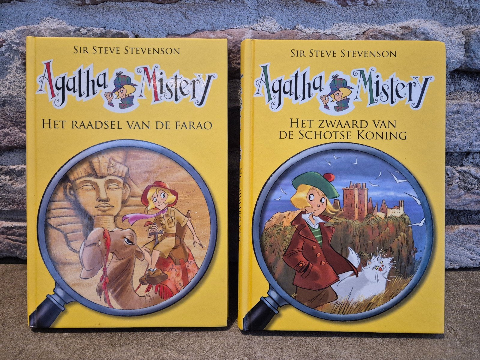 Agatha Mistery 2 kinderboeken, Ophalen of Verzenden, Zo goed als nieuw