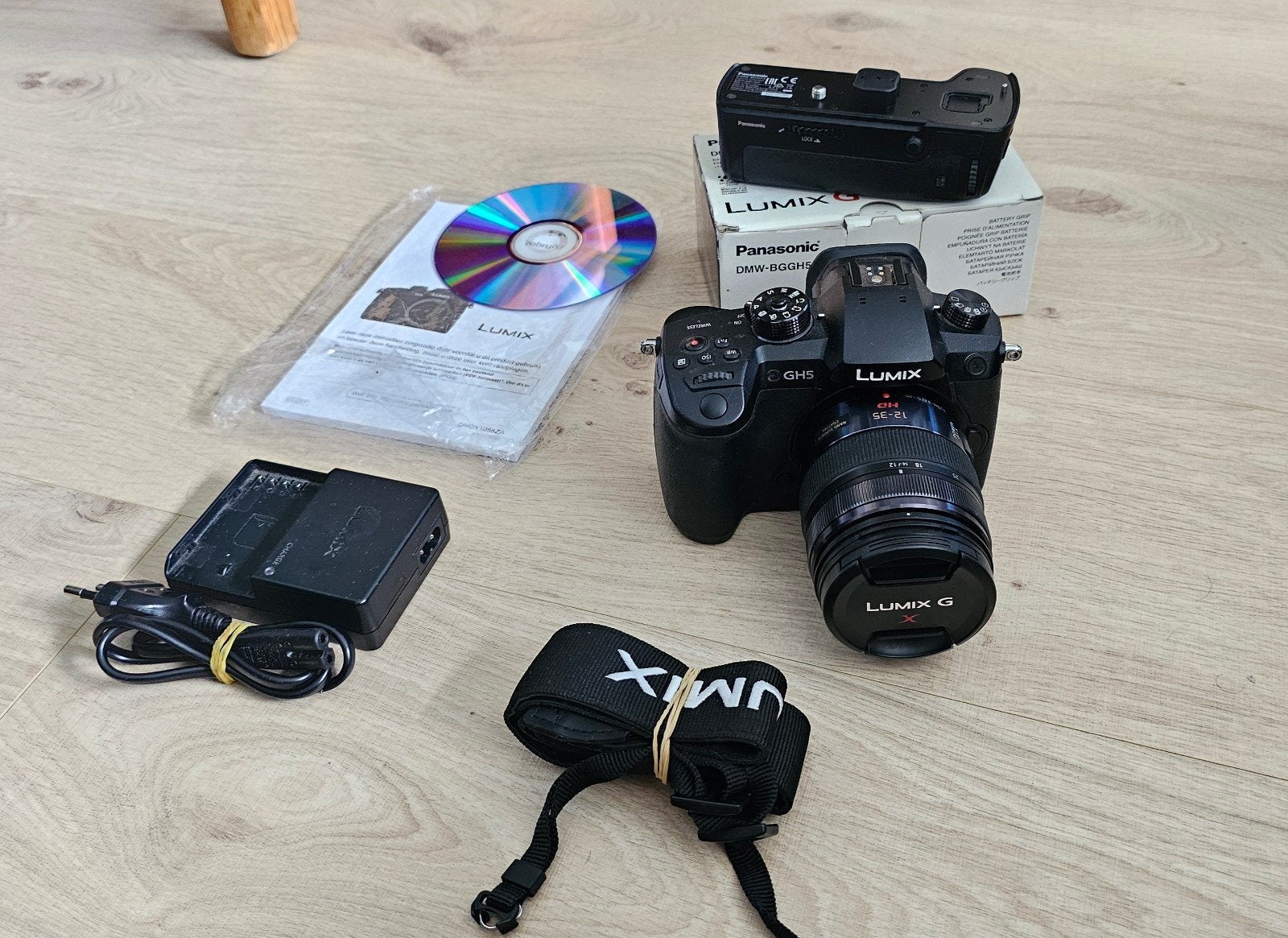 Panasonic Lumix GH5 Camera + 12-35mm Lens + Accessories, Audio, Tv en Foto, Fotocamera's Digitaal, Panasonic, Bluetooth, 21 megapixels