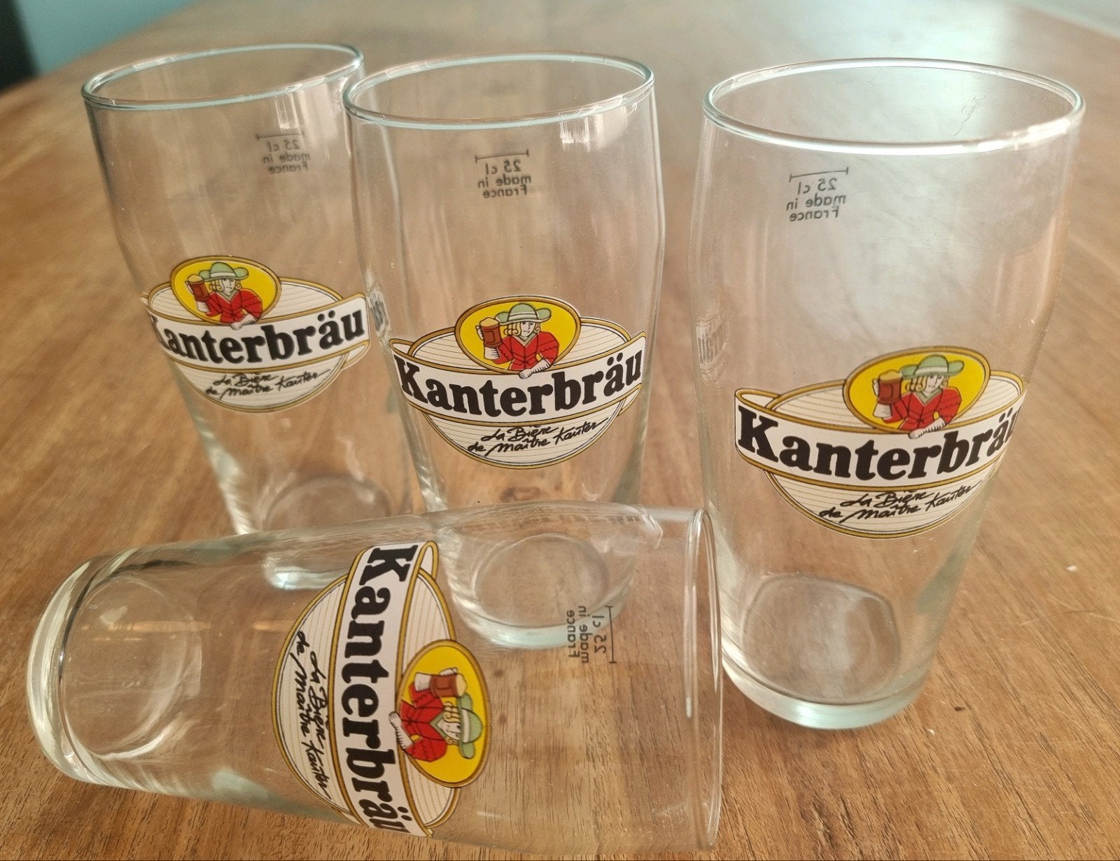 Vier kanterbrãu glazen, Ophalen, Zo goed als nieuw, Overige typen