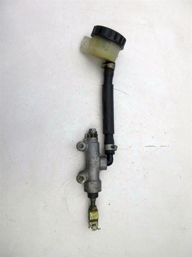 Kawasaki GPX600R rempomp achterrem GPX 600 R rem pomp achter, Ophalen of Verzenden, Gebruikt