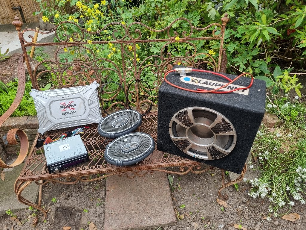 Geluidset Autoradio, incl. Versterker. Speaker en Subwoofer, Auto diversen, Ophalen, Gebruikt