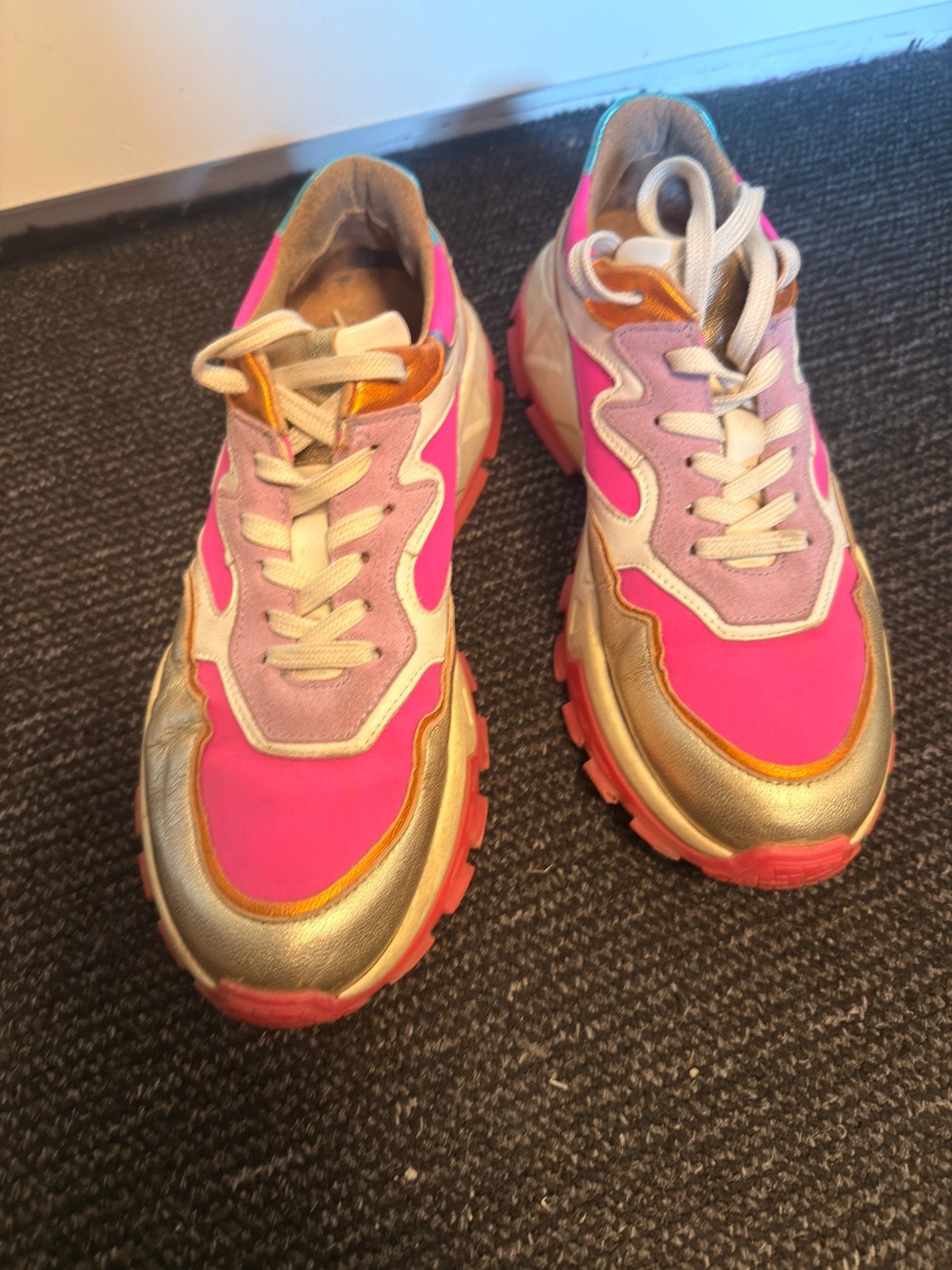 Dwrs sneakers maat 41, Ophalen of Verzenden, Sneakers of Gympen, Roze, Gedragen