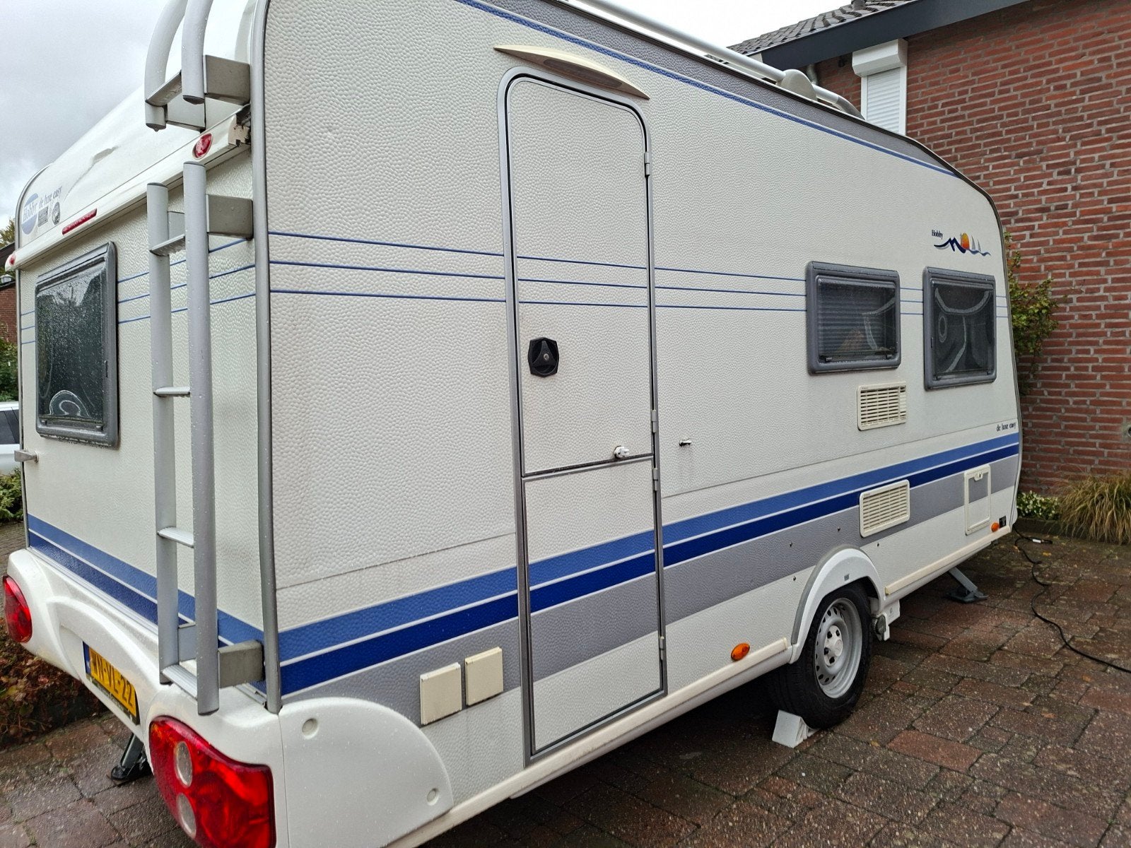 te koop  Hobby de luxe easy 440SF bj 2004, Caravans en Kamperen, Hobby, Disselslot, Treinzit, Particulier