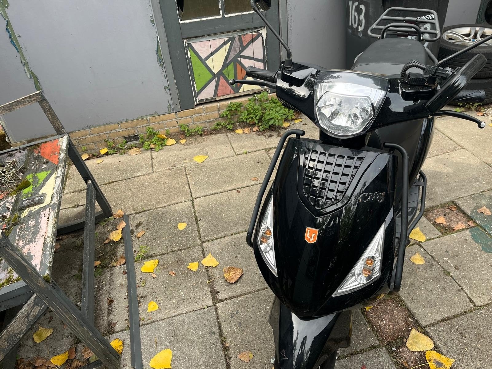 2024 La Souris scooter, Ophalen, Maximaal 45 km/u, 49 cc, Benzine
