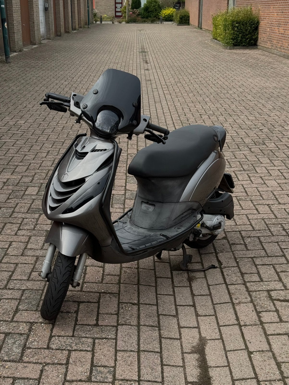 Piaggio Zip 4Takt 2013, Fietsen en Brommers, Scooters | Piaggio, Ophalen, Maximaal 45 km/u, Zip, Zo goed als nieuw