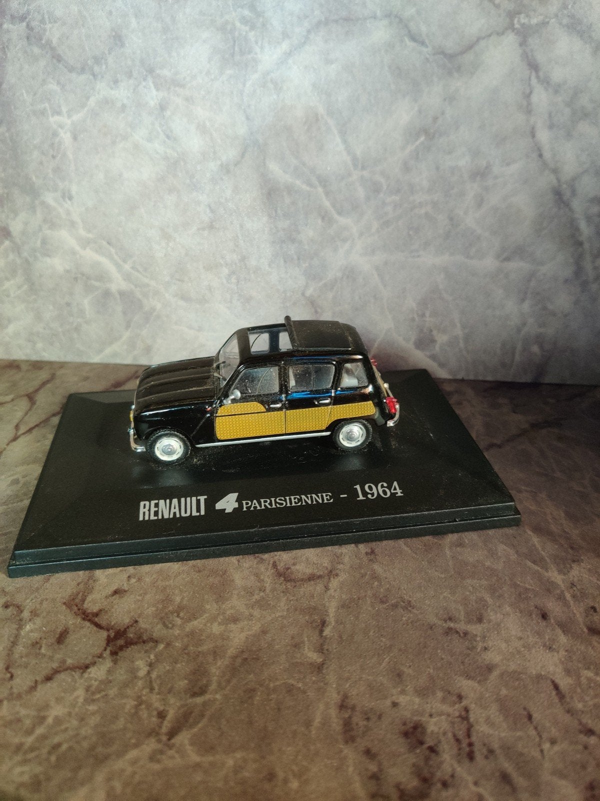 Renault 4 Parisienne - 1964 Modelauto, Ophalen of Verzenden, Zo goed als nieuw, Auto, Overige merken