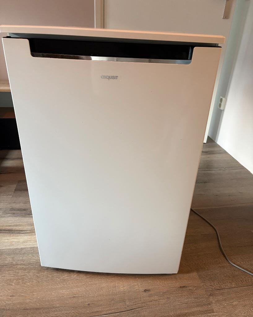 Exquisit koelkast, 75 tot 100 liter, Zo goed als nieuw, 45 tot 60 cm, Met vriesvak