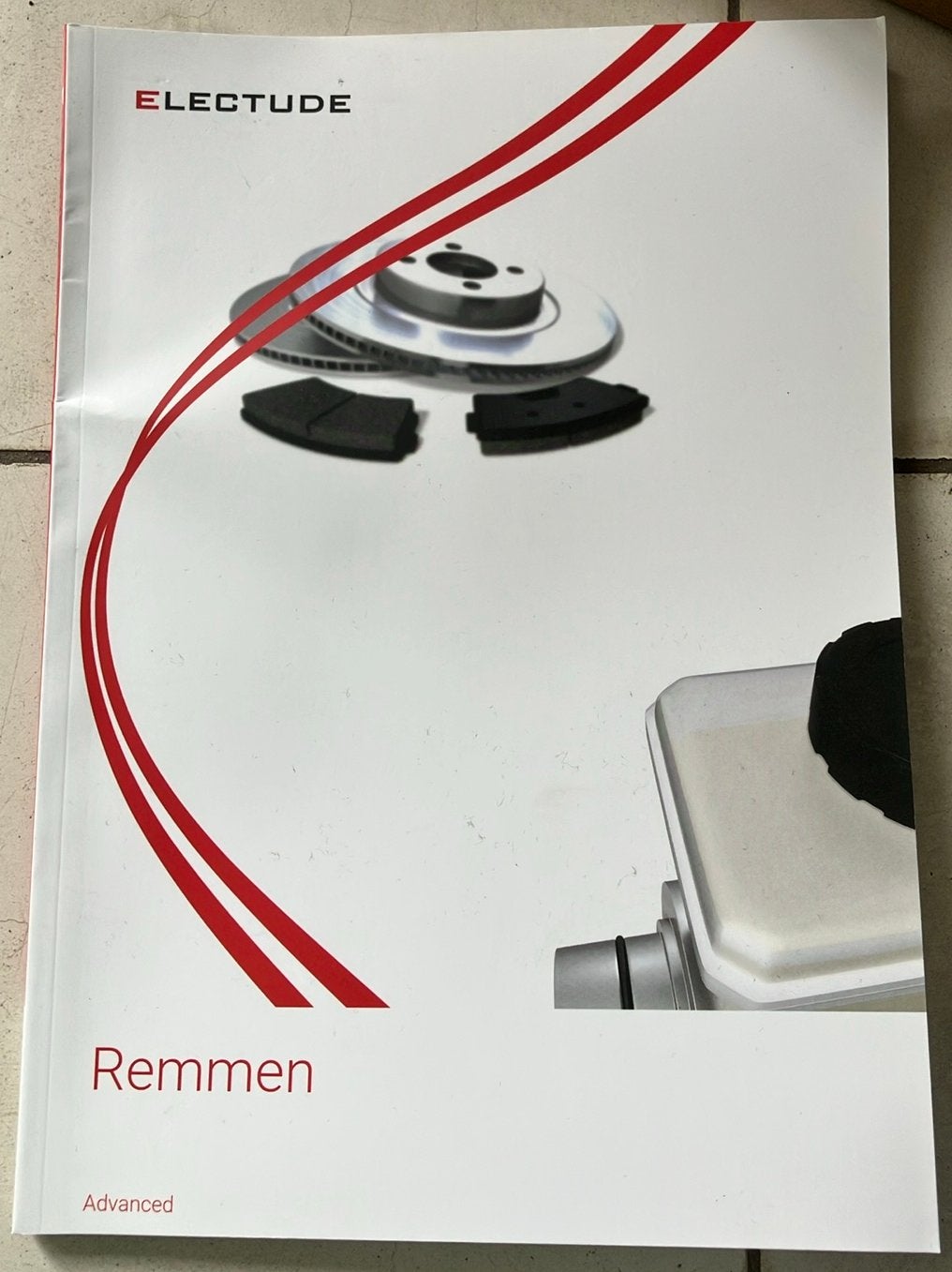 Electude Development - Remmen advanced, Boeken, Electude Development, Nieuw, Ophalen of Verzenden, Nederlands