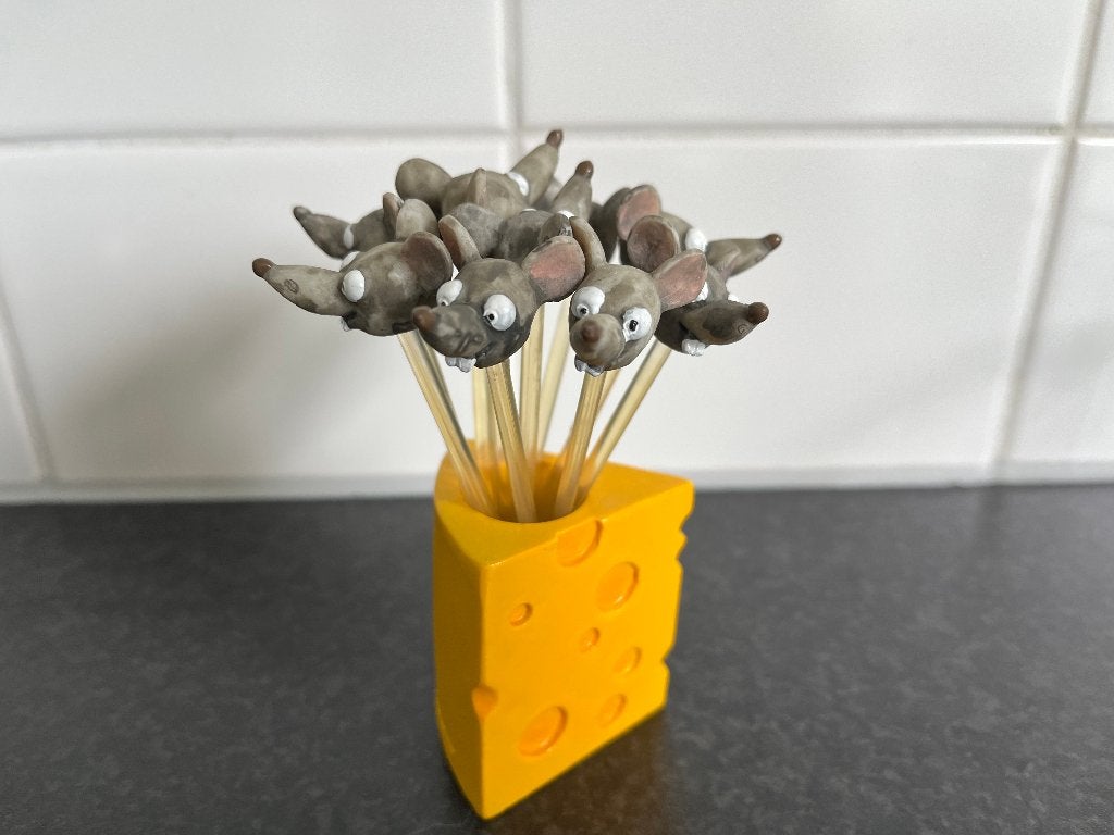 Super leuke cocktailprikkers Kaas en muisjes  Inspiration, Overige typen, Ophalen of Verzenden, Zo goed als nieuw, Overige merken