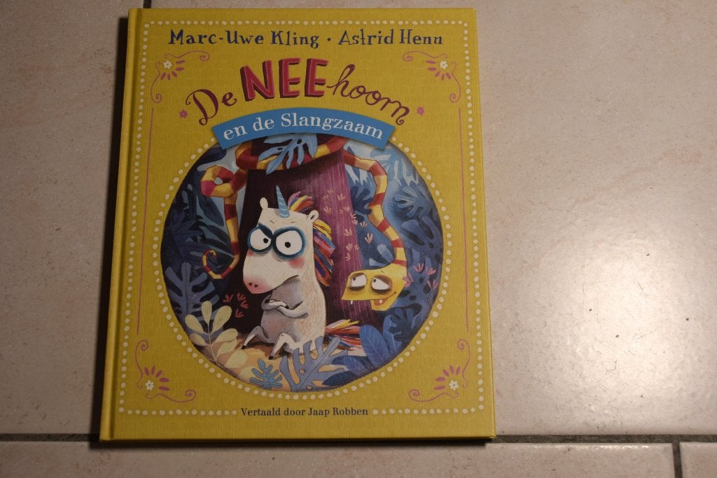 Neenhoorn en de Slangzaam / Marc – Uwe Kling Astrid Henn, Ophalen of Verzenden, Zo goed als nieuw, Fictie algemeen