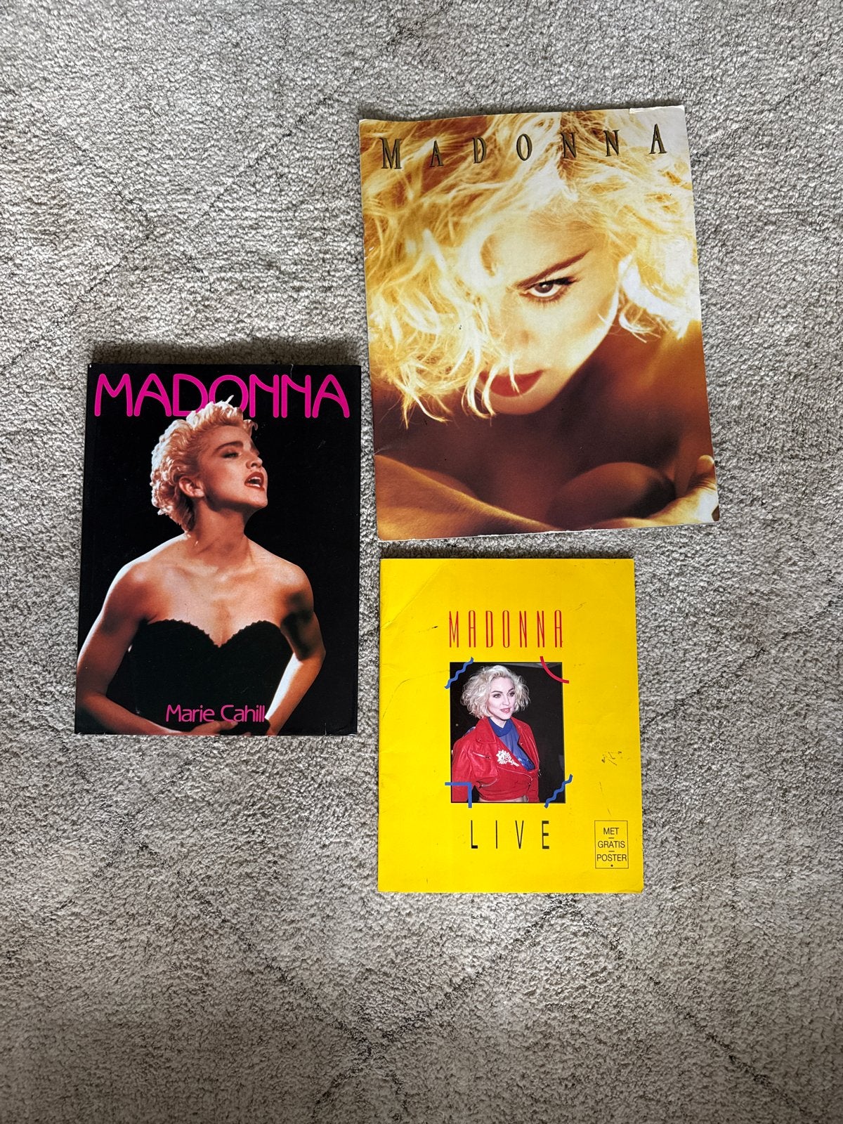 3 Madonna boeken / fotoboeken (incl. poster), Verzenden, Gelezen, Artiest