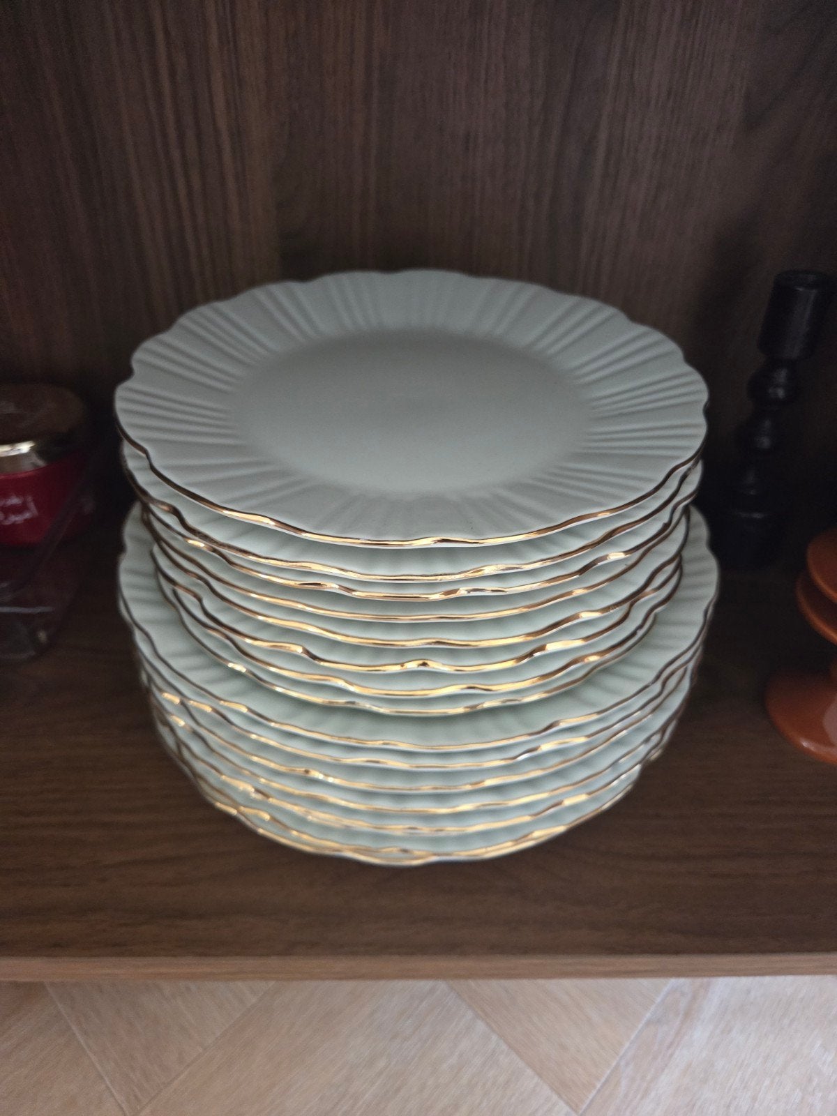 H&M Home Borden set met gouden rand - 2 sets 8 stuks, Ophalen, Overige merken, Zo goed als nieuw, Bord(en)