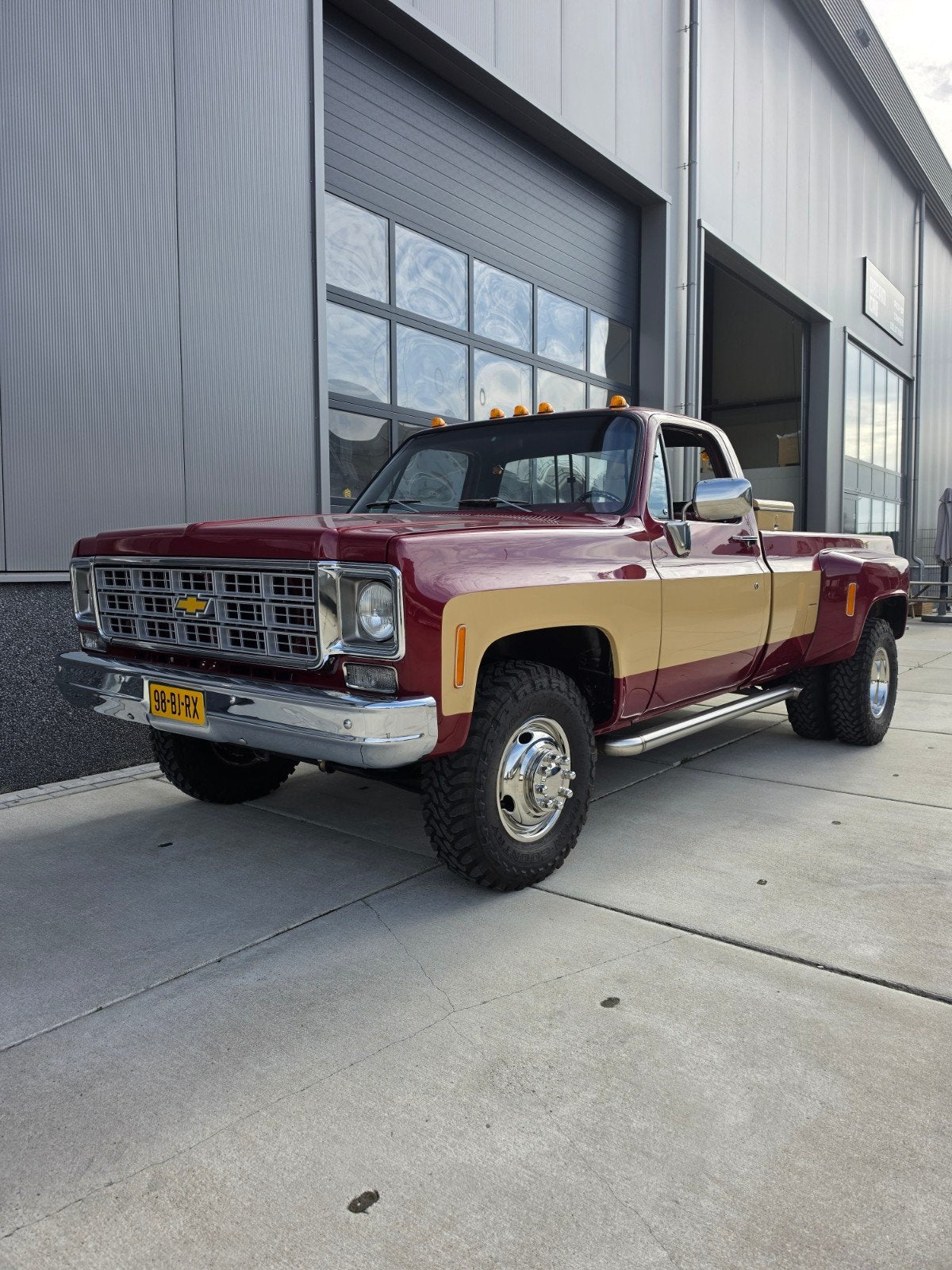 Uniek chevrolet c30 dually cummings 5.9, Achterwielaandrijving, Overige kleuren, 162 pk, Particulier