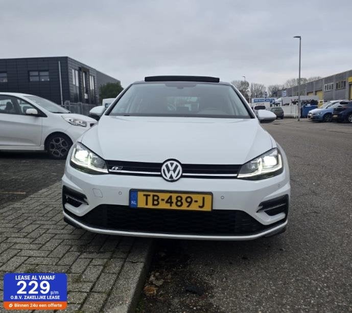 Volkswagen Golf 1.0 TSI Highline Business R, Dealer onderhouden, Stof, Gebruikt, Wit