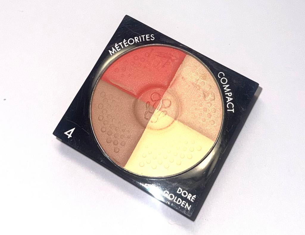 Guerlain Meteorites compact 4 golden face powder, Ophalen of Verzenden, Nieuw, Gehele gezicht
