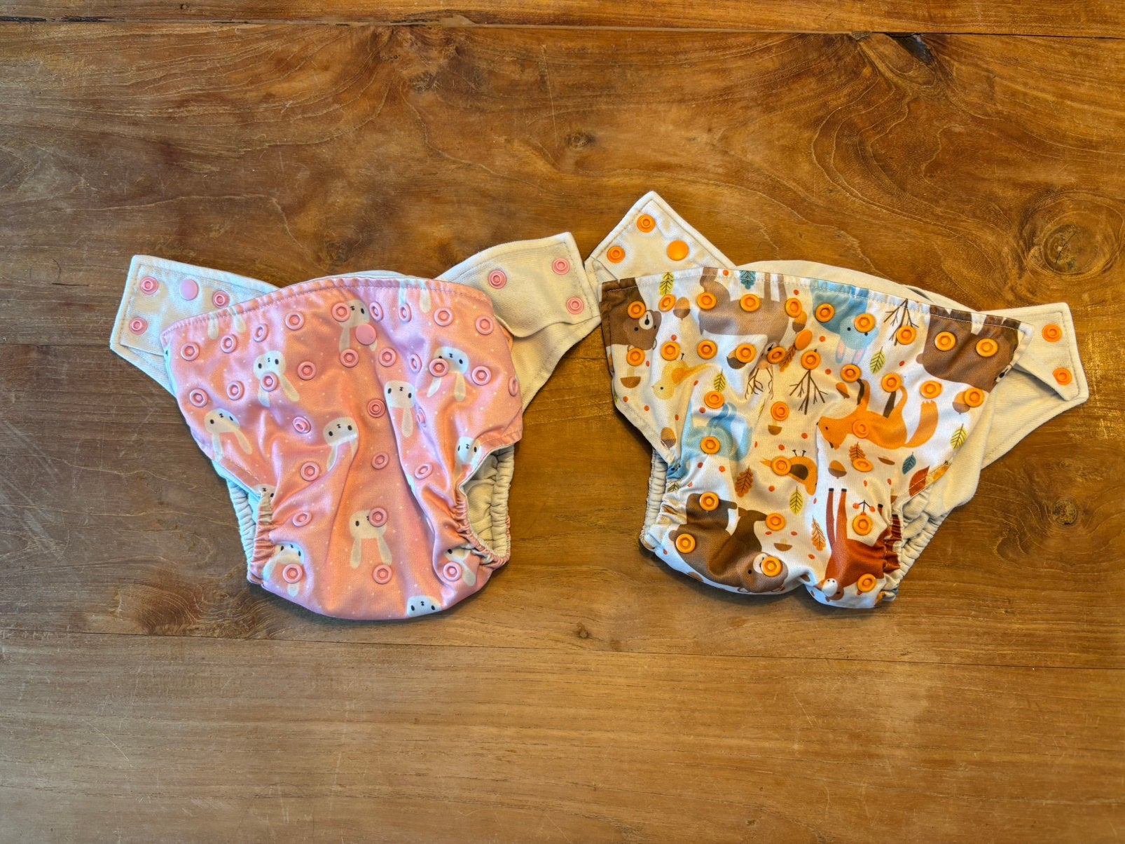2 pocket luiers happy bear en happy flute, Ophalen of Verzenden, Jongetje of Meisje