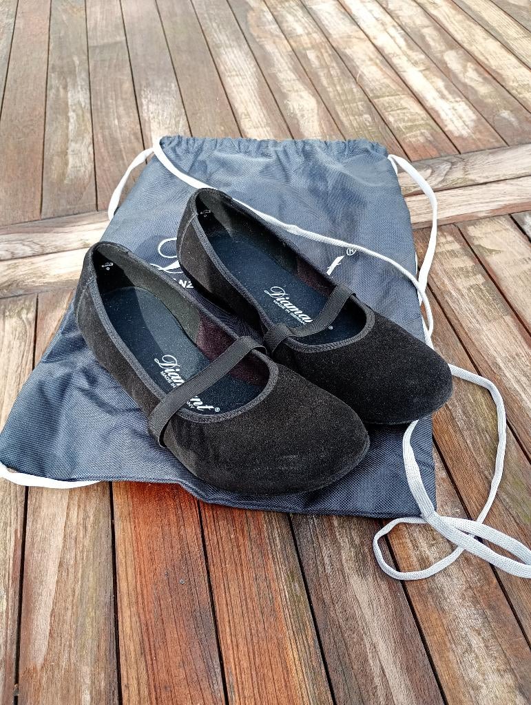 dansschoenen maat 39 met elastiek, Ophalen, Zwart, Dansschoenen, Gedragen
