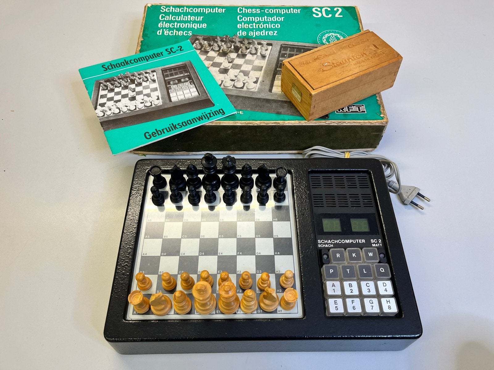 Vintage Schaakcomputer SC 2 - DDR Collectors Item, Hobby en Vrije tijd, Ophalen of Verzenden, Gebruikt
