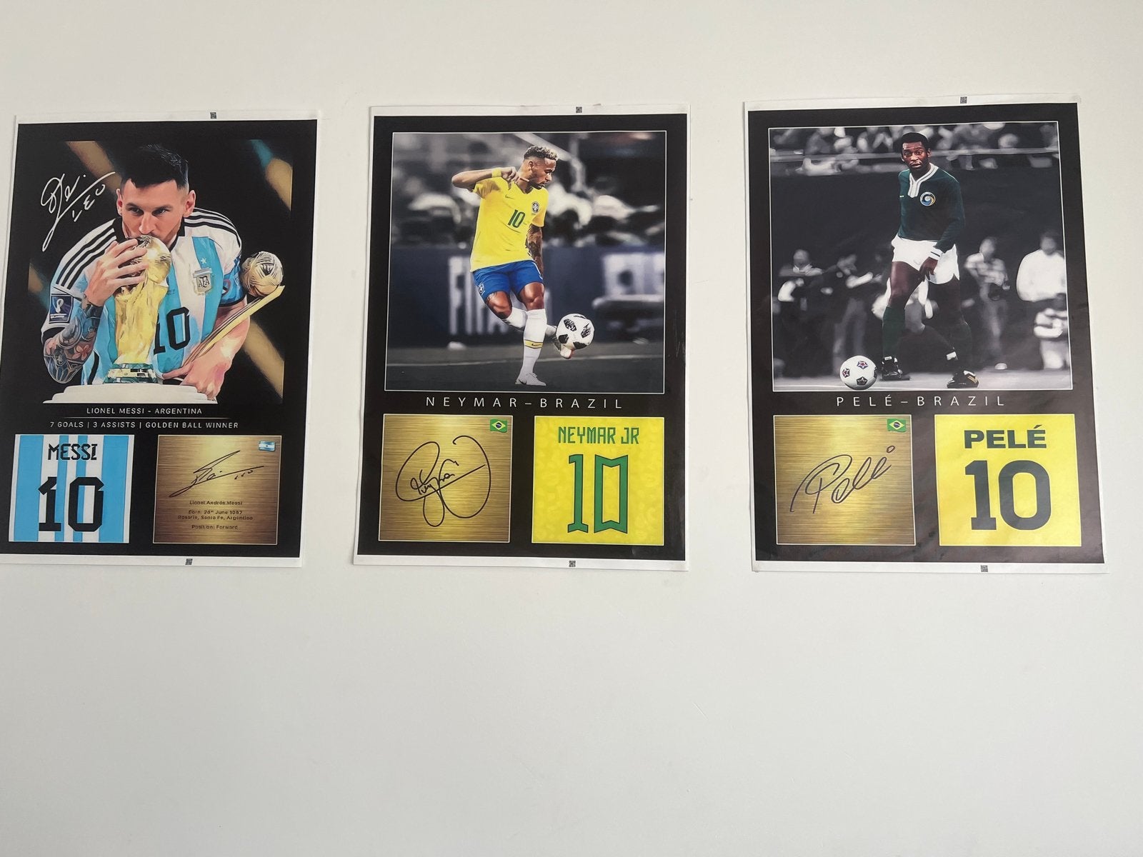 Gesigneerde Messi, Neymar, Pelé en Ronaldo Posters (geprint), Buitenlandse clubs, Ophalen of Verzenden, Zo goed als nieuw, Poster, Plaatje of Sticker