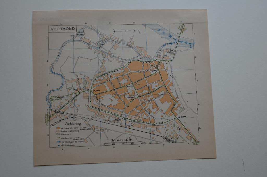 ROERMOND PLATTEGROND CHROMOLITHO ANWB 1901-1920 E84, Gelezen, ANWB, Verzenden, Landkaart