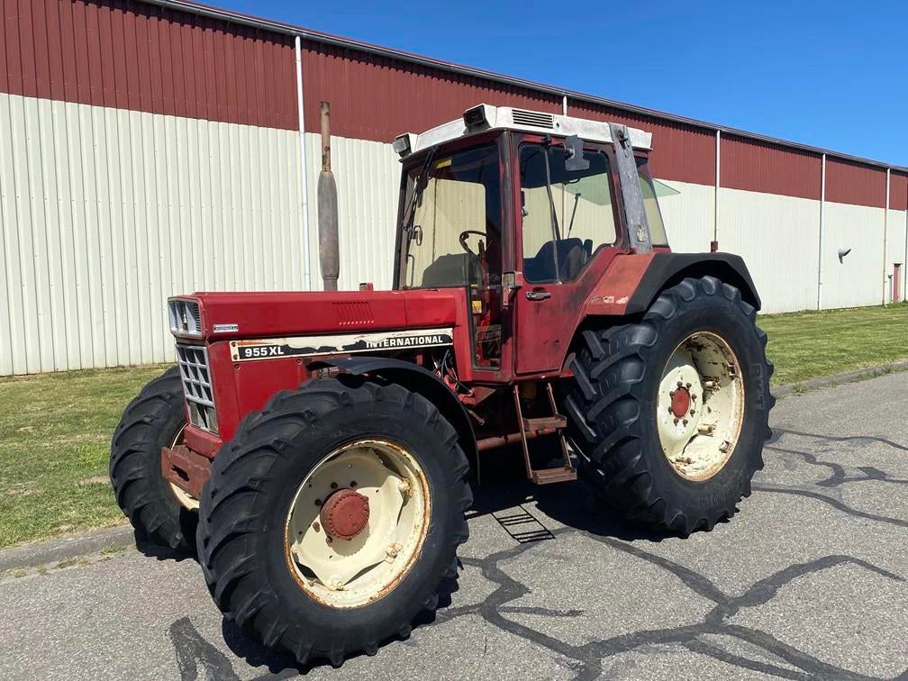 International 955XL 4wd, 30km/u NL kenteken (bj 1982), Gebruikt, 80 tot 120 Pk, Overige merken, Meer dan 10000