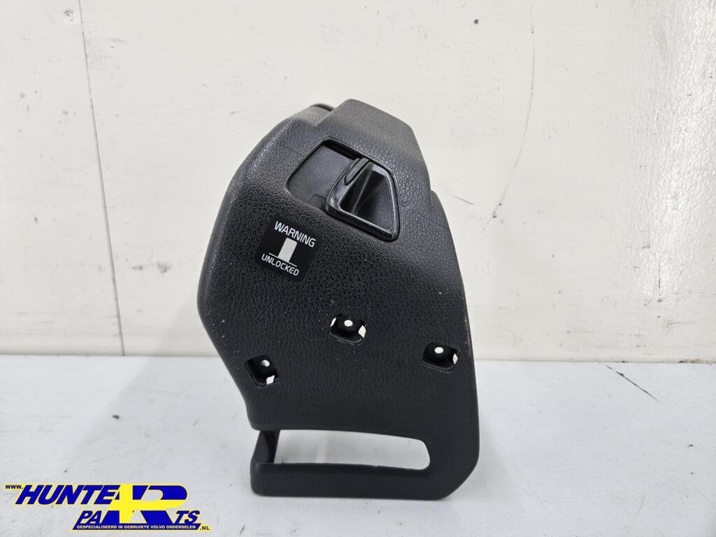 Achterbank ontgrendeling R Volvo V70/XC70 ('00-'08) 39857747, Auto-onderdelen, Gebruikt, Ophalen of Verzenden, Volvo