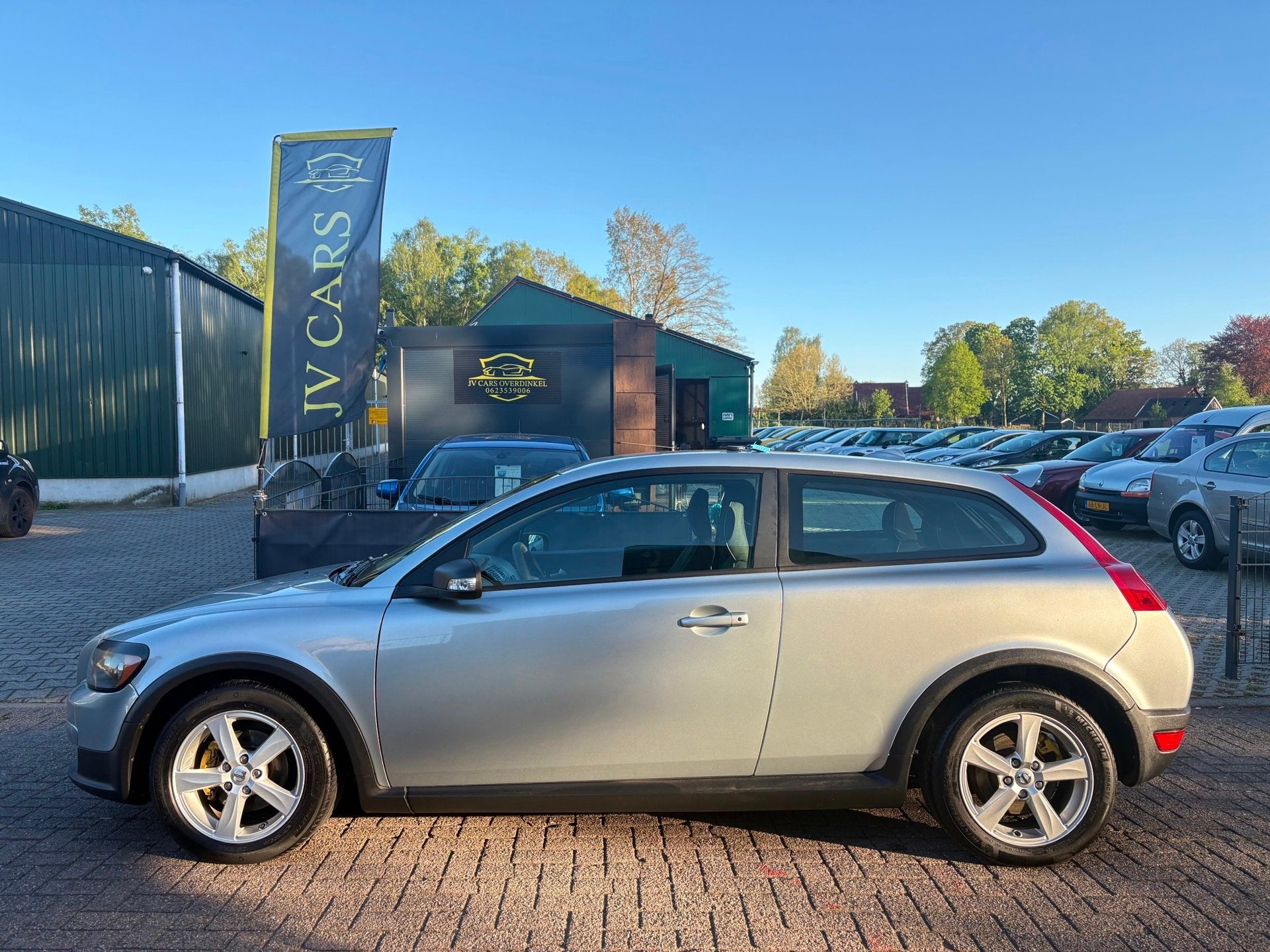 Volvo C30 1.8F Momentum,AIRCO,CRUISE,ELEKT PAKKET,REGENSENSO, 125 pk, Gebruikt, 4 cilinders, 4 stoelen