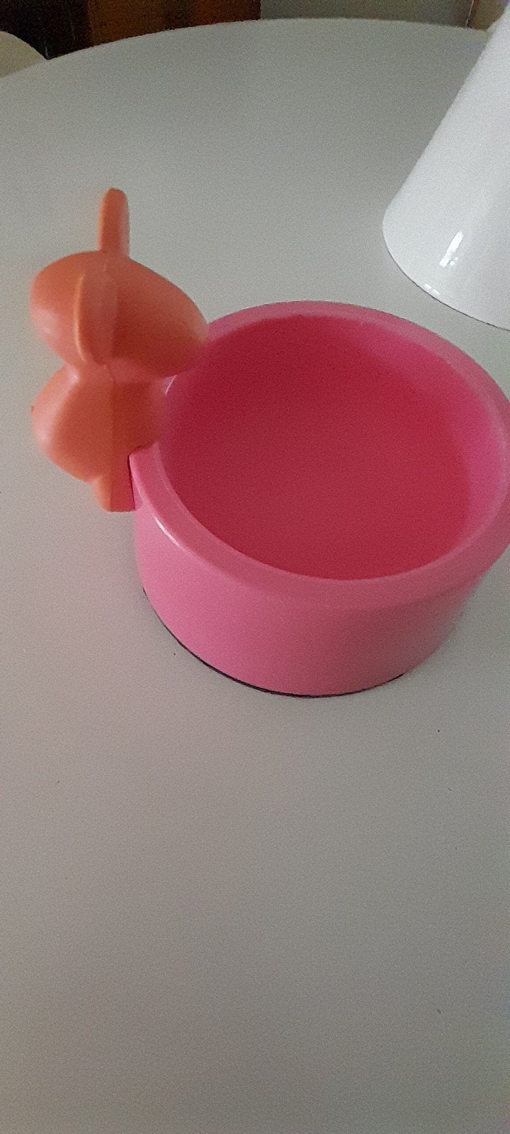 Rose voerbakje met muisje., Ophalen