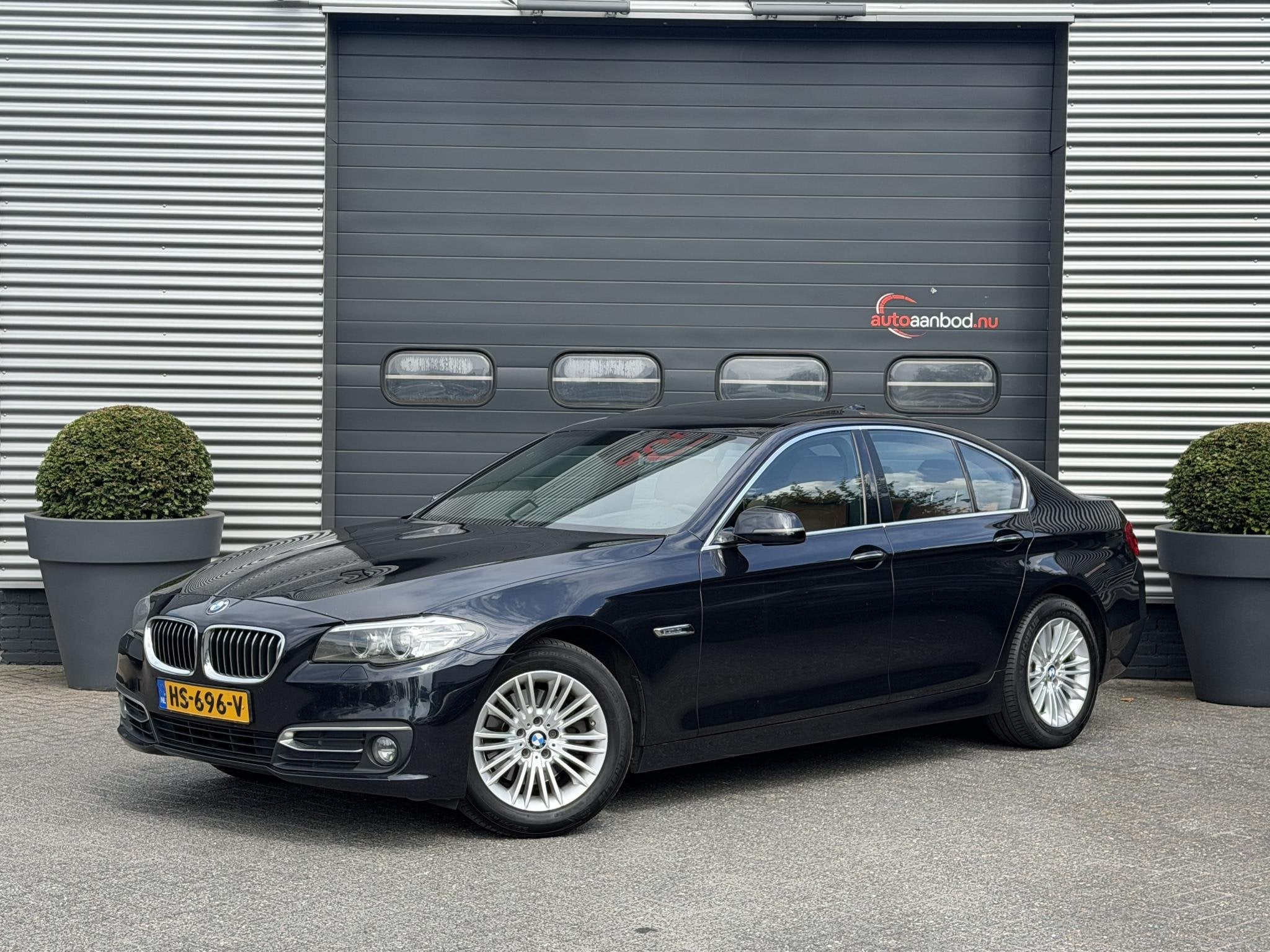 BMW 5-serie 520d Individual Edition | Panoramadak | Navigati, Auto's, BMW, Automaat, Achterwielaandrijving, Euro 6, 2000 kg