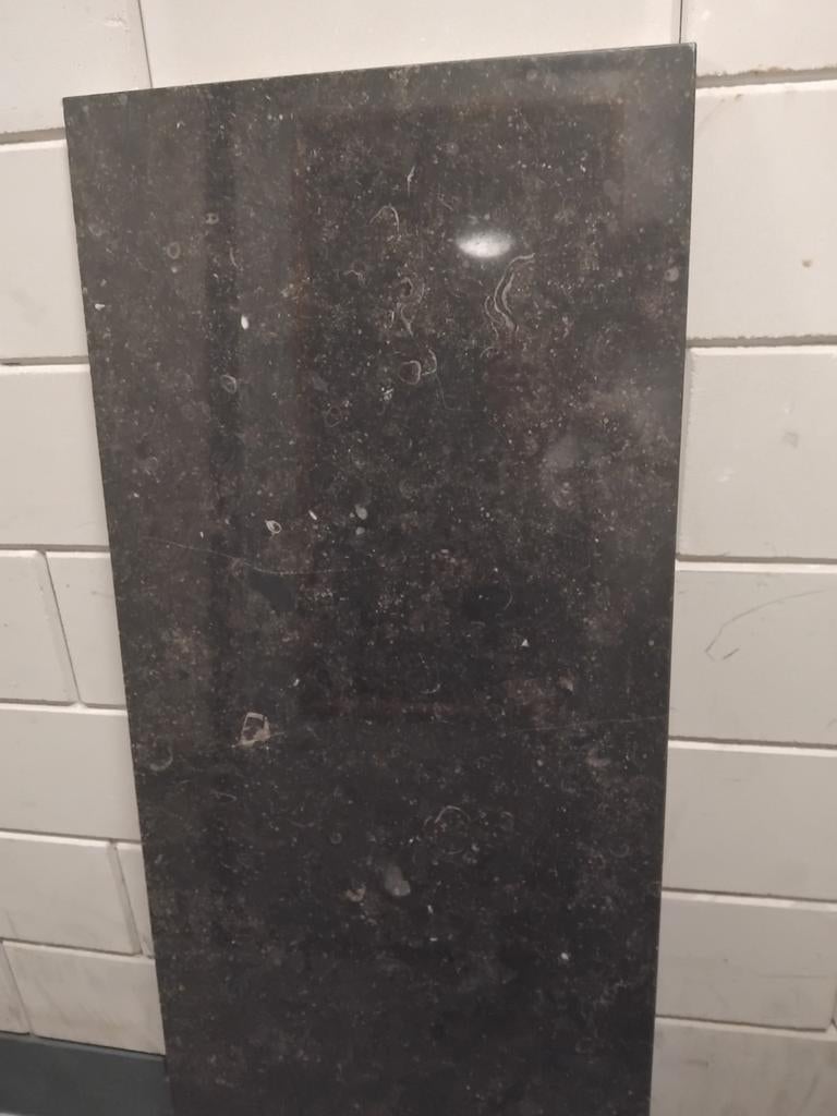 Echt marmeren plaat, gepolijst. 144,5 x 51,5 x 2cm, Doe-het-zelf en Verbouw, Platen en Panelen, Ophalen, Zo goed als nieuw, 20 tot 50 mm