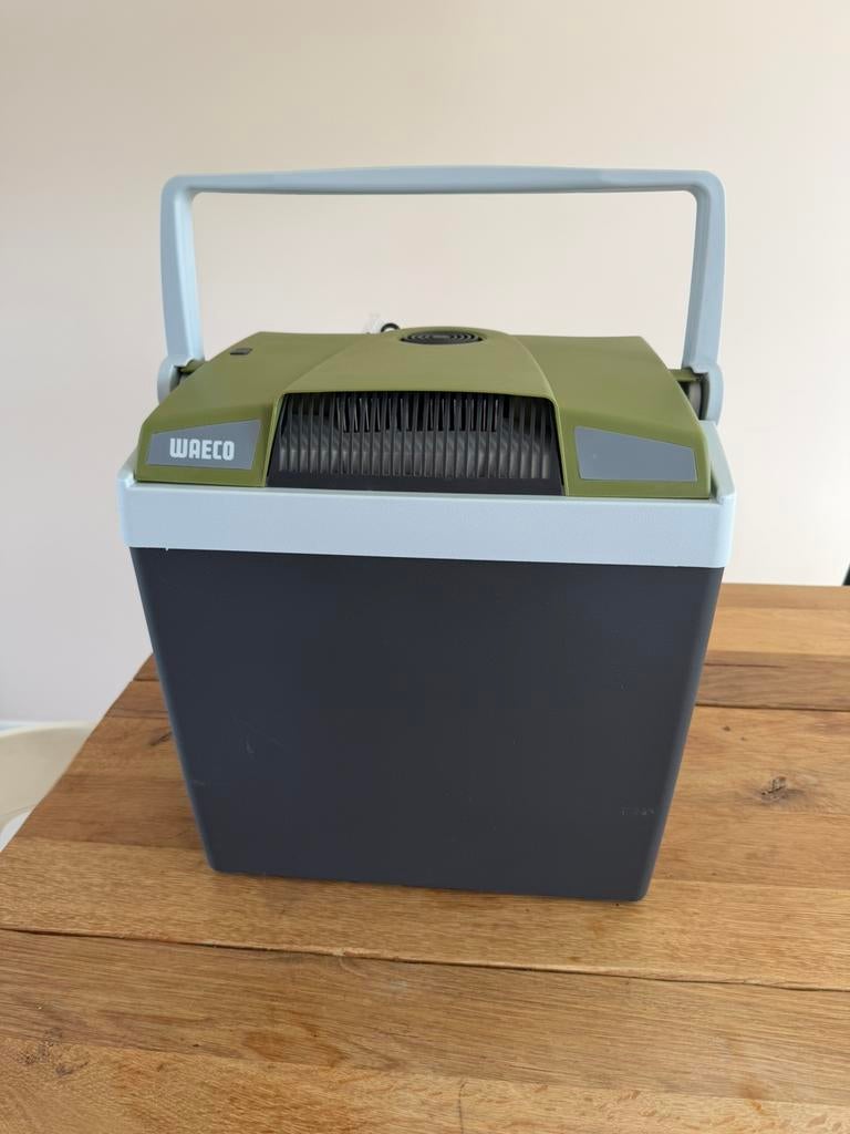 Waeco Coolfun pb266, Caravans en Kamperen, Koelboxen, Ophalen, Zo goed als nieuw, Elektrisch