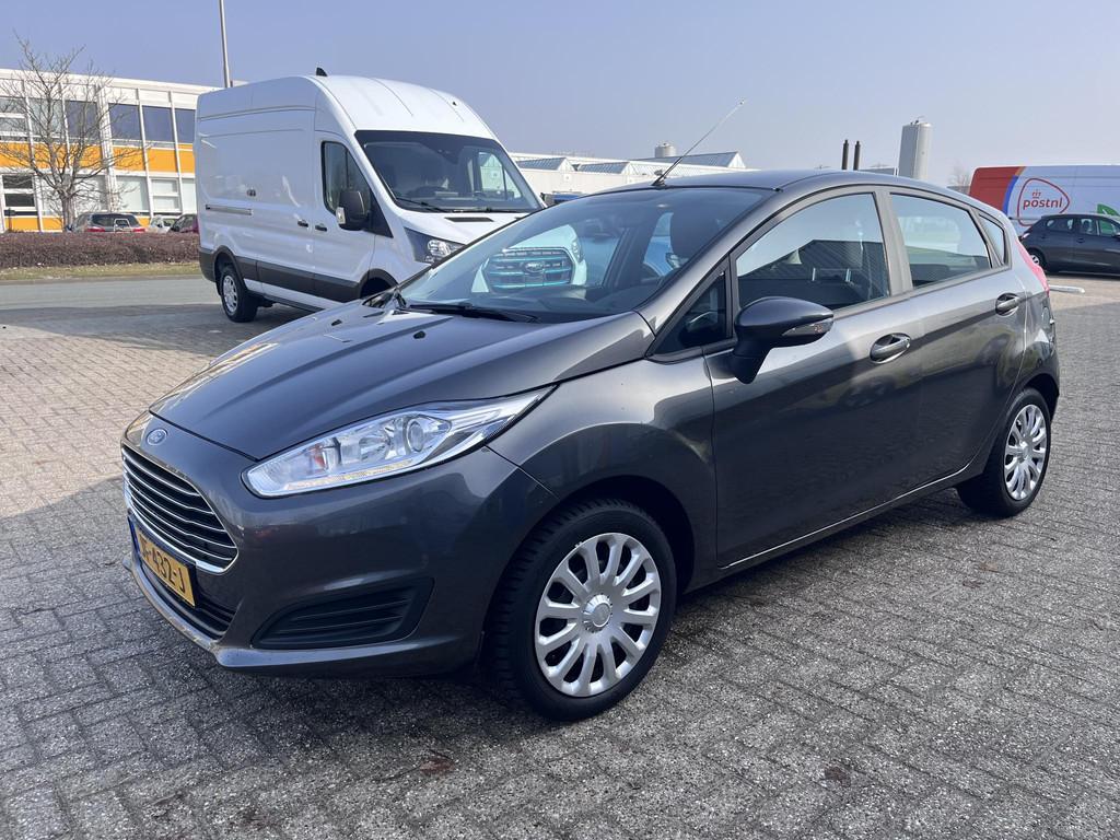 Ford Fiesta 1.0 Style 65pk | Navigatie | Airco | Bluetooth, Stof, 525 kg, Start-stop-systeem, 23 km/l