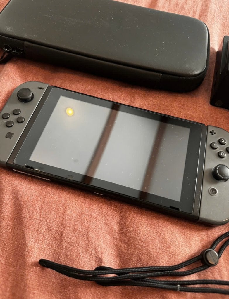 Grijze Nintendo Switch HAC-001 1e Generatie, Werkend, Ophalen of Verzenden, Gebruikt, Met 2 controllers, Switch Original