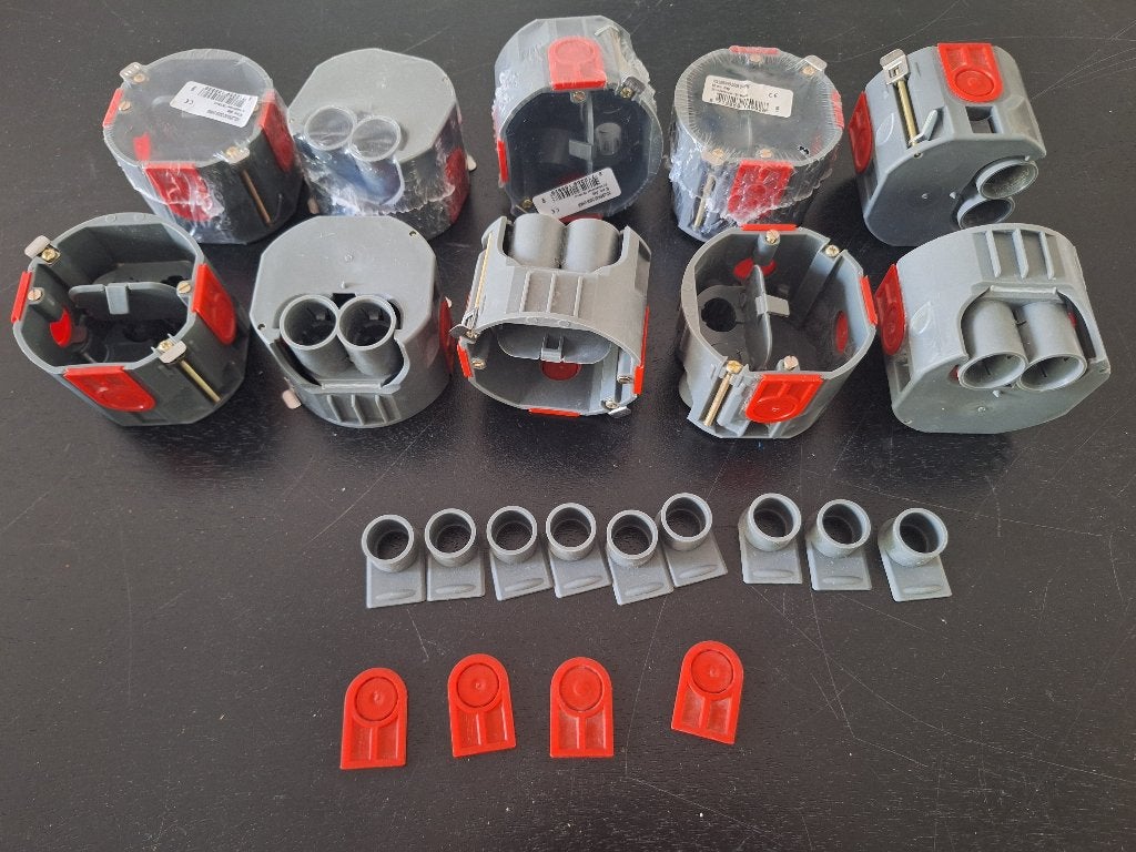 ATTEMA Inbouwdoos hollewand UHW50 16/19 mm grijs., Doe-het-zelf en Verbouw, Ophalen, Gebruikt, Overige typen