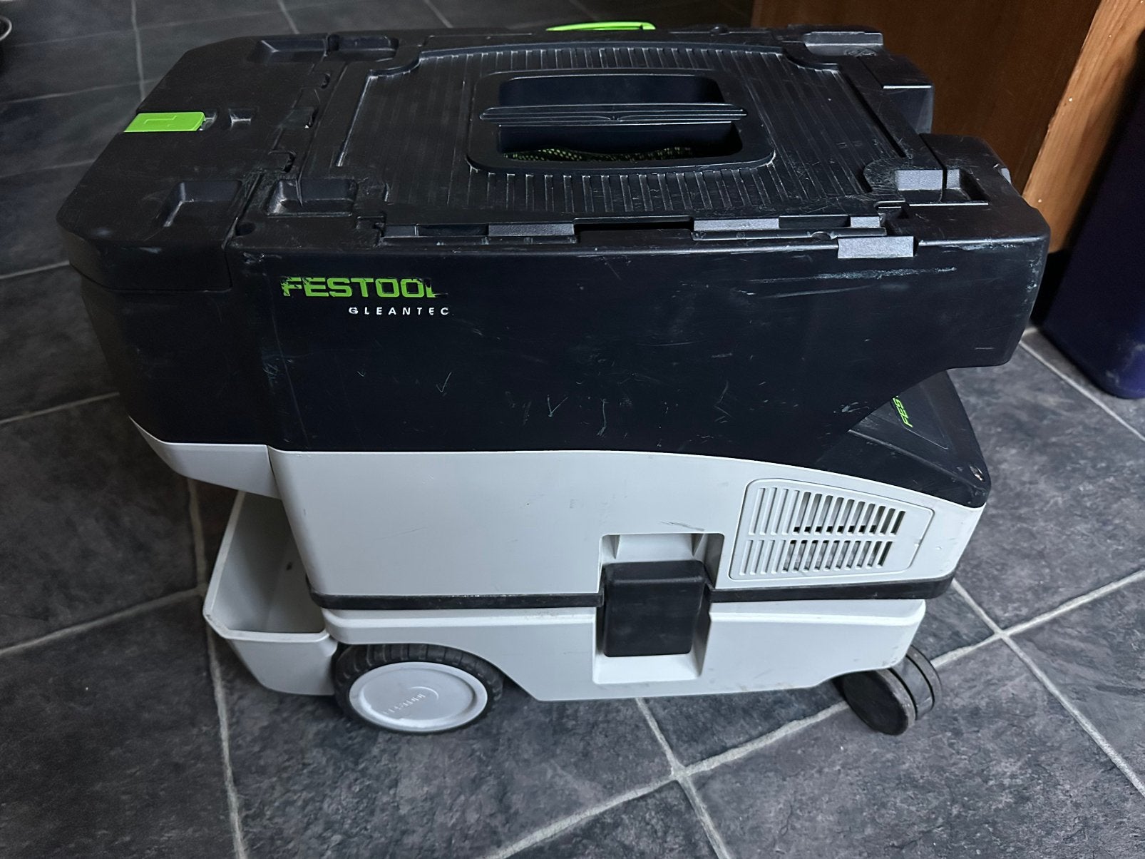 Stofzuiger Festool op accu’s, Ophalen, Zo goed als nieuw