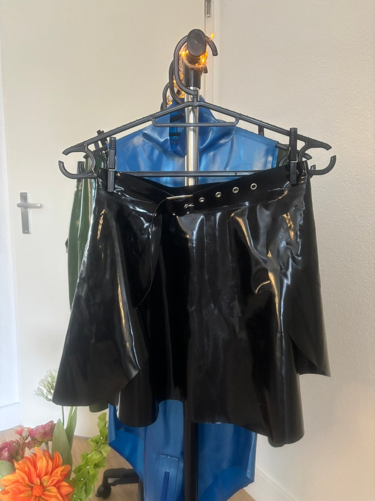 Belted peplum rok / Latex / Maat S, Kleding | Dames, Verzenden, Zwart, Overige typen