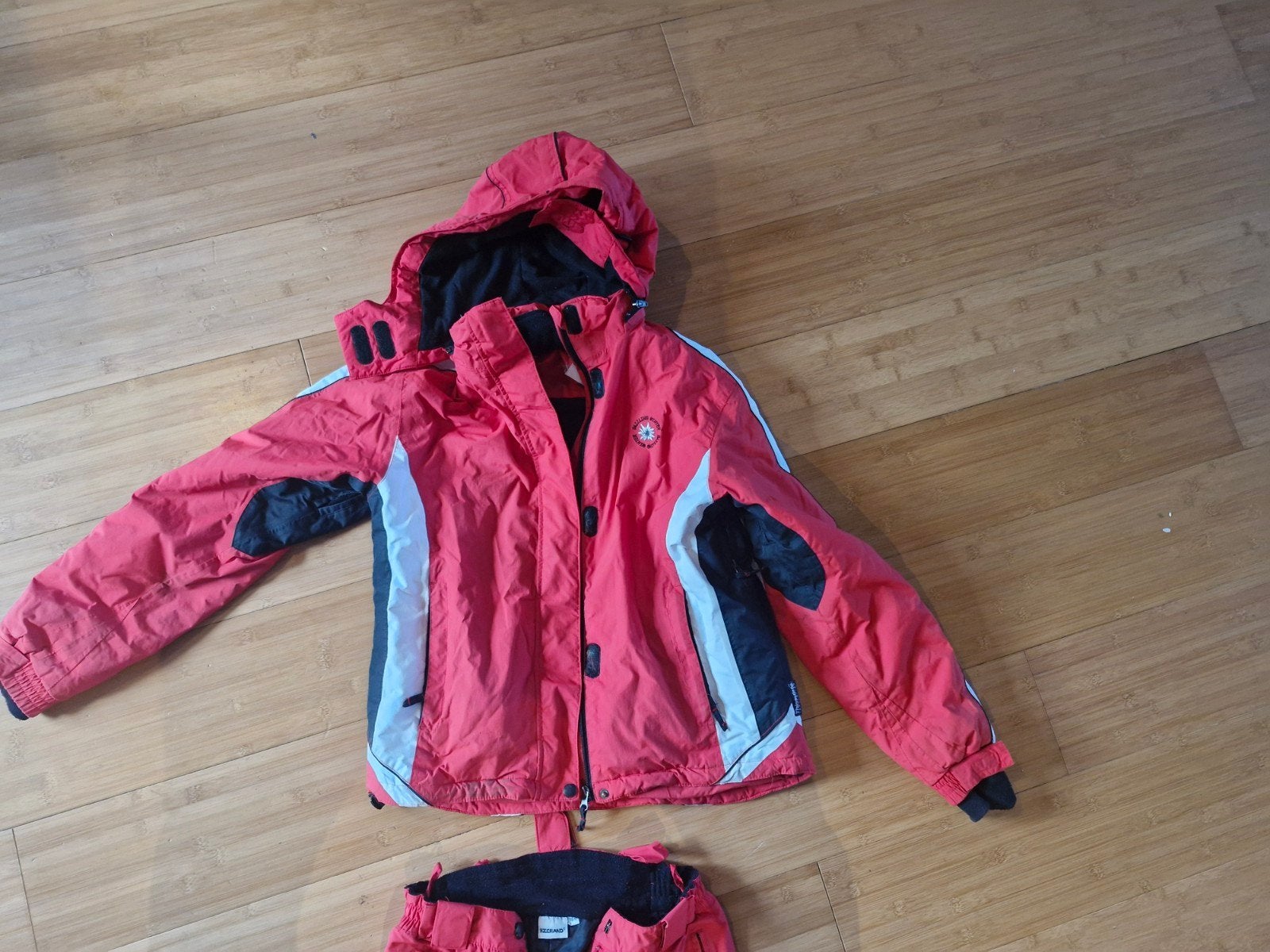 skipak maat 164 rood wit, Overige merken, 140 tot 160 cm, Gebruikt, Ophalen of Verzenden