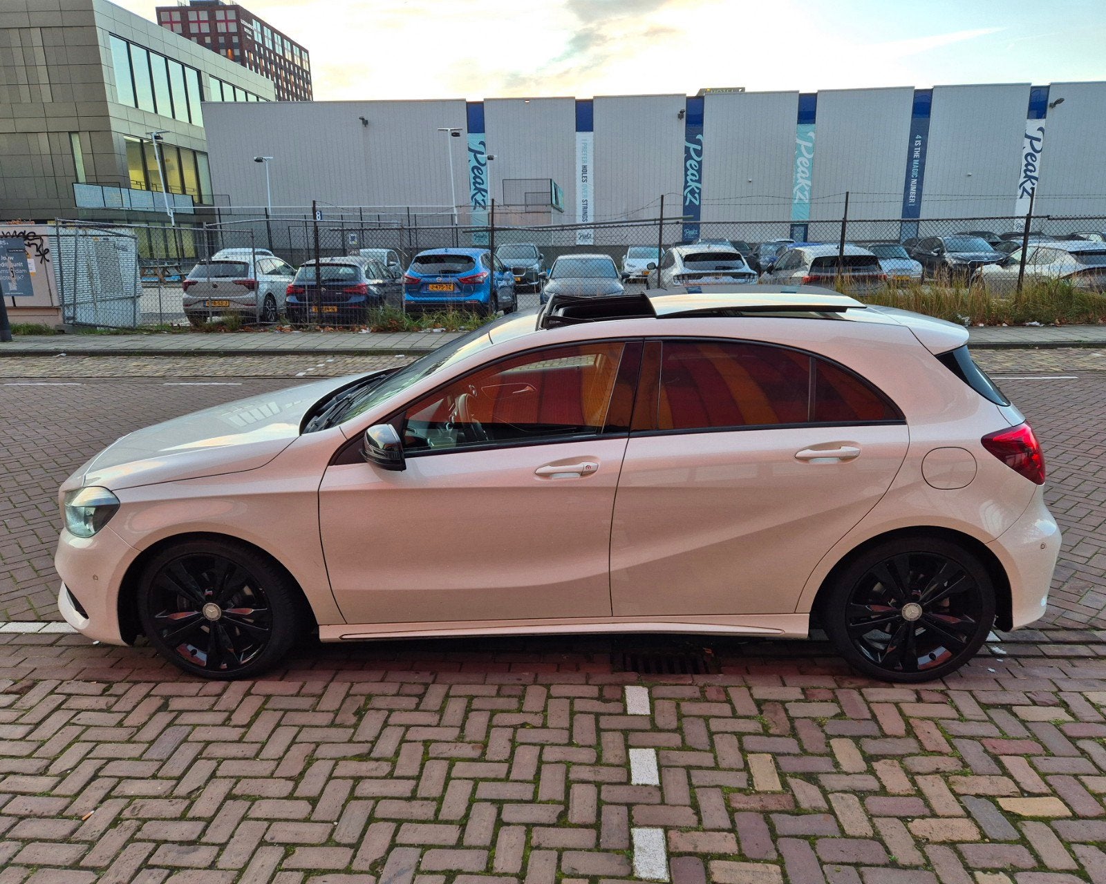 Foto 6 van Mercedes-Benz A-Klasse A160 met 180pk