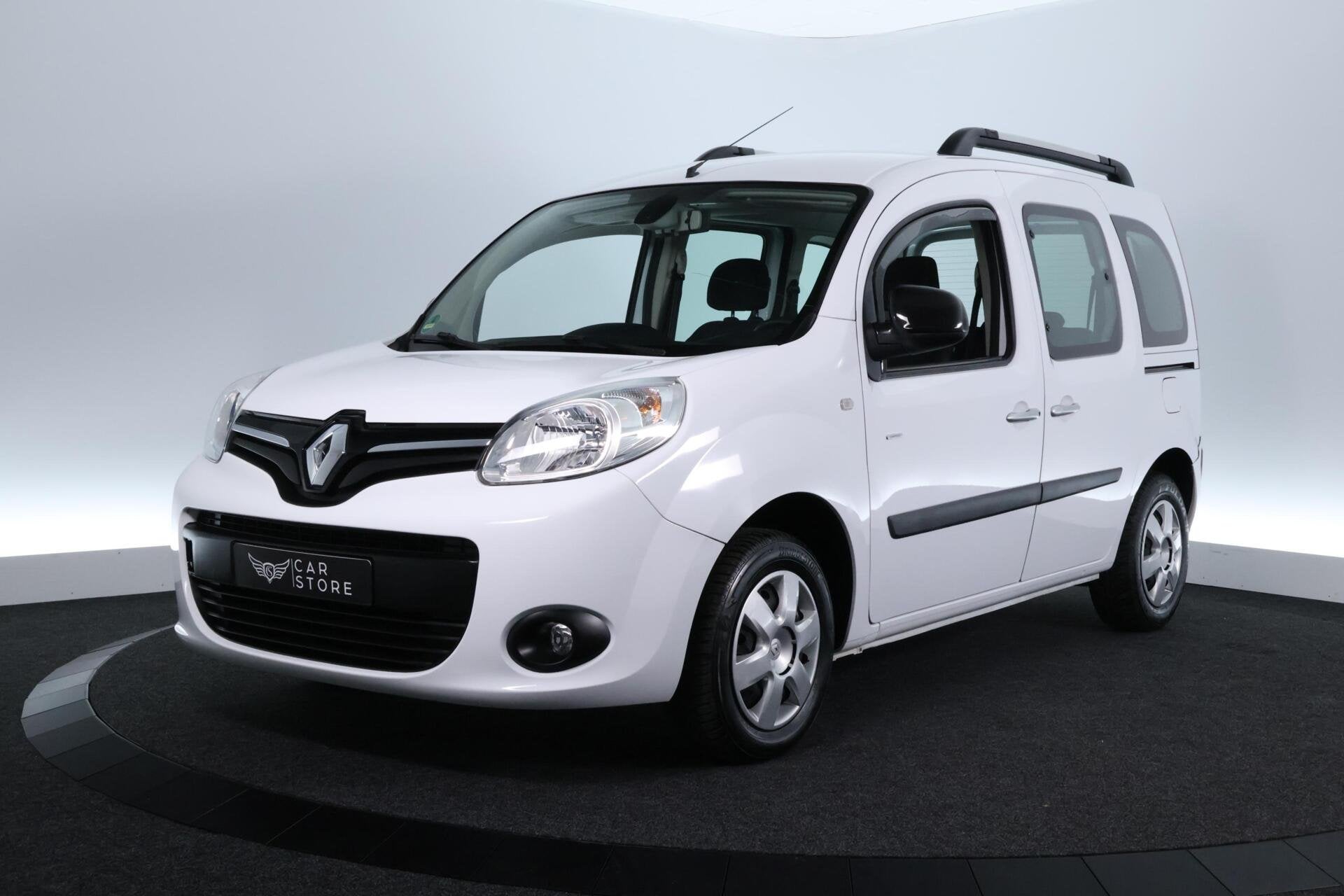 Renault Kangoo Family 1.2 TCe |CRUISE|CLIMA|PRAKTISCH|BLUETO, Voorwielaandrijving, Stof, Gebruikt, 1295 kg