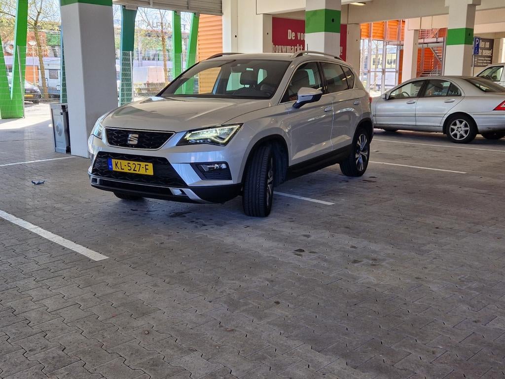 Seat Ateca 1.4 TSI 110KW DSG 2016 Grijs, Auto's, Seat, 680 kg, 4 cilinders, Ateca, Origineel Nederlands