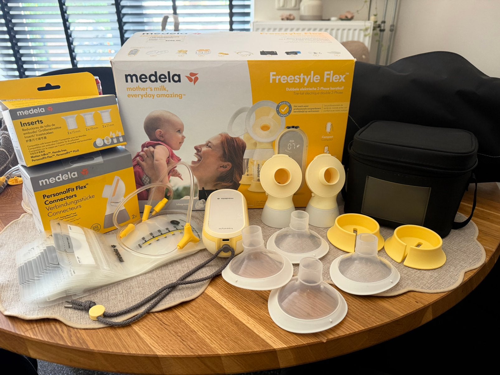 Medela freestyle flex met extras, Ophalen of Verzenden, Zo goed als nieuw, Borstkolf