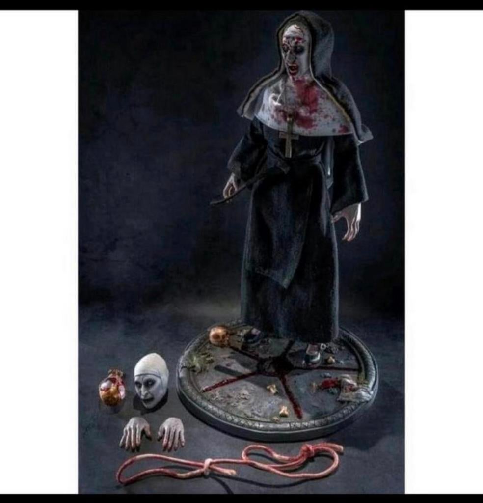 1/6 figuur the NUN van HM Toys, Ophalen of Verzenden, Zo goed als nieuw, Actiefiguur of Pop